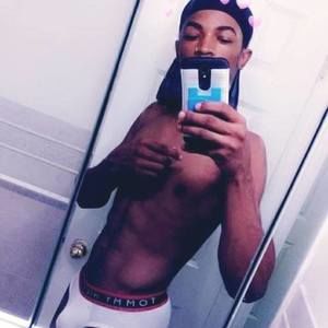 Meet your Posher, Omari